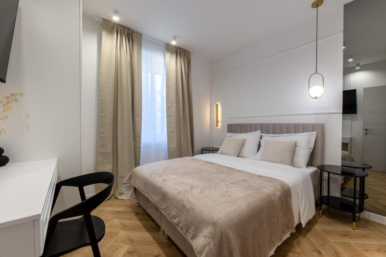 Palace Luxury Rooms Split Exteriör bild